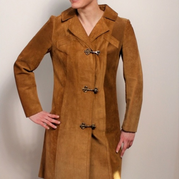 Vintage Jackets & Blazers - Vintage Key Closure Tan Suede Leather Coat